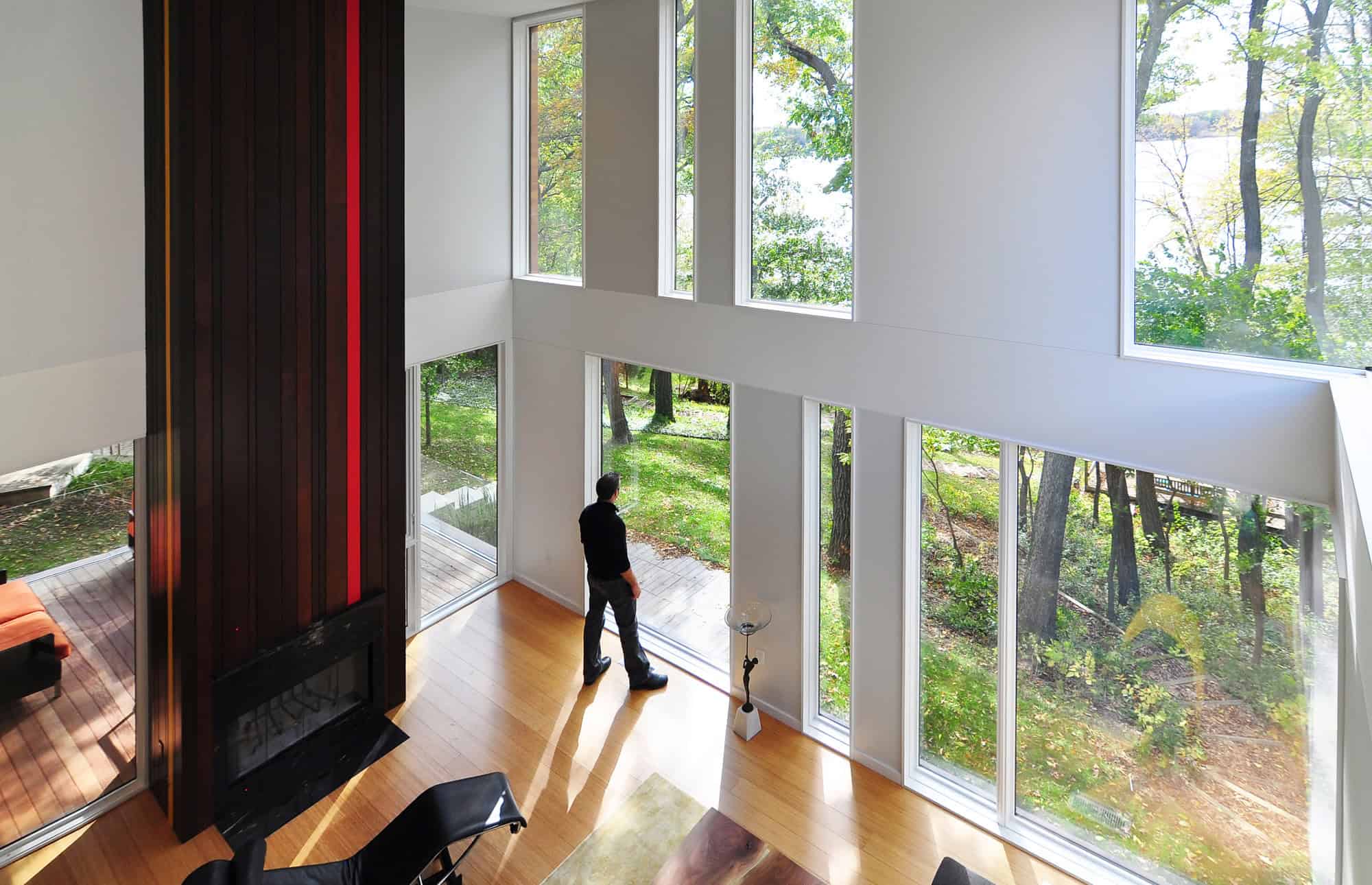 Redaction House by Johnsen Schmaling Architects: A Compact Lakefront Cube The Redaction House by Johnsen Schmaling Architects in Wisconsin, USA (9)