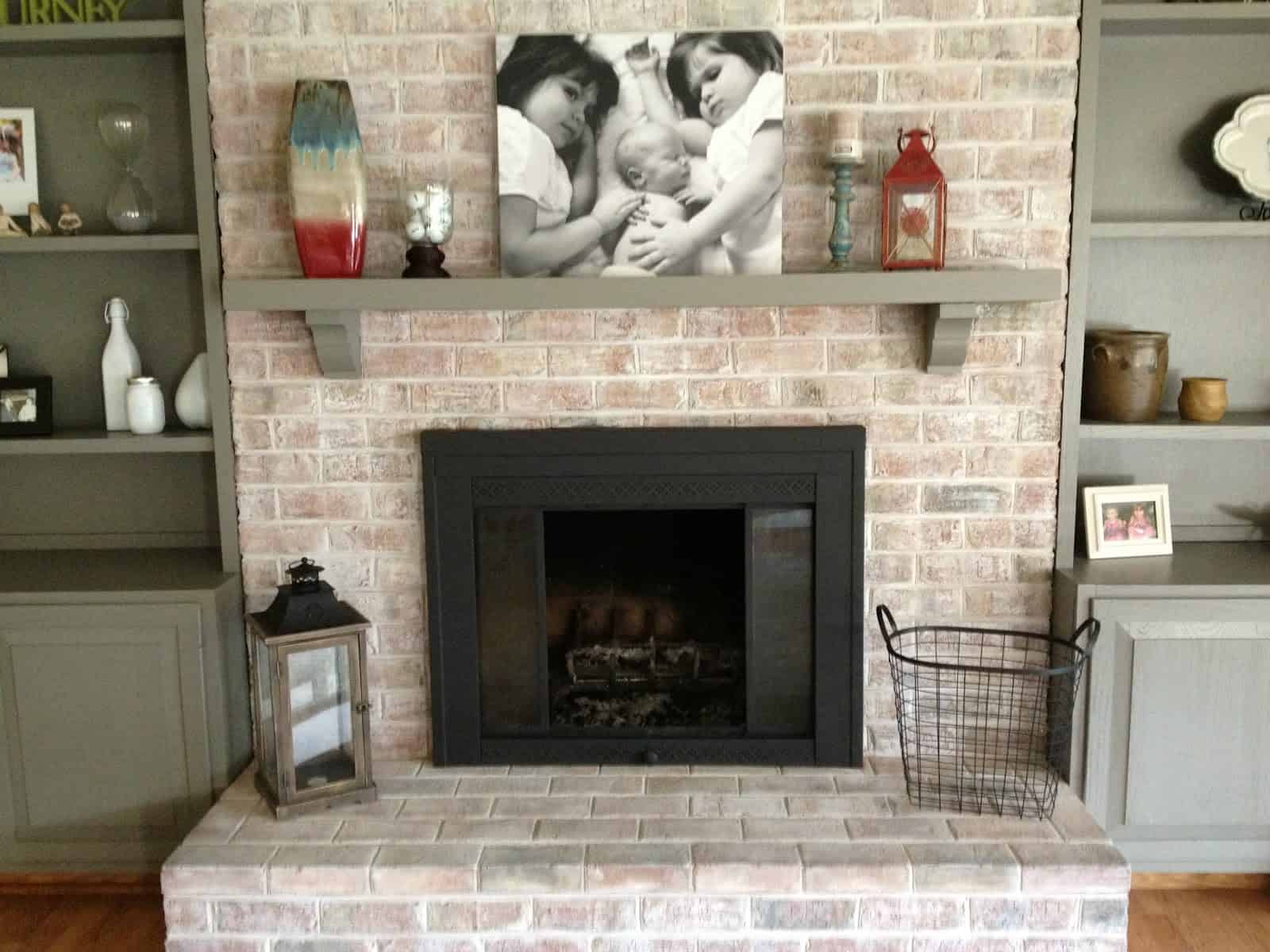 17 Astounding Brick Fireplace Designs That You Need To See 17 Astounding Brick Fireplace Designs That You Need To See