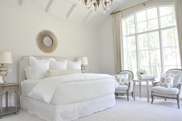 10 Really Fascinating White Bedroom Designs In French Style