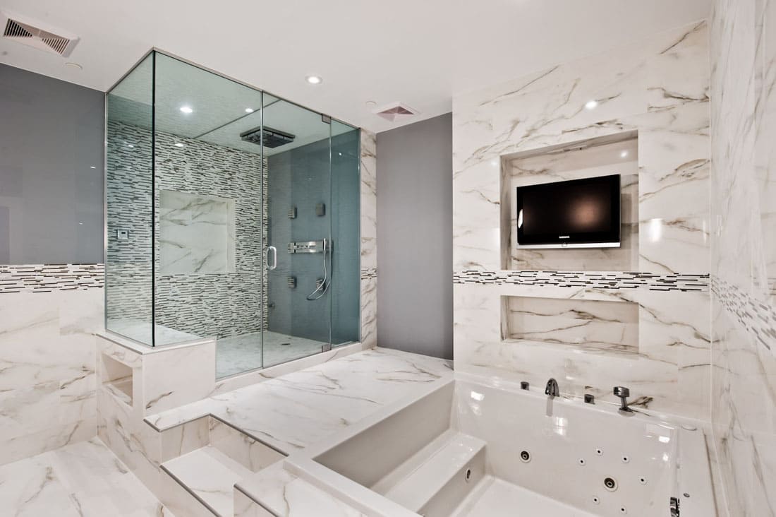 18 Dreamy Marble Bathrooms To Serve You As Inspiration 10