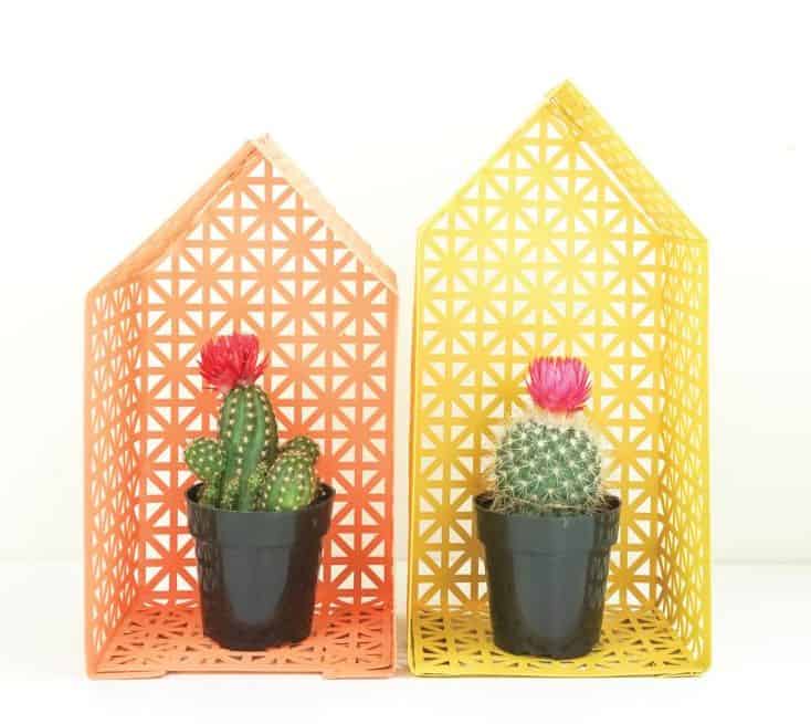 20 Super Easy DIY Ideas For Creating Amazing Shelves 14