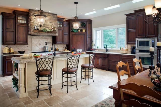 16 Magnificent Kitchen Designs In Traditional Style 14