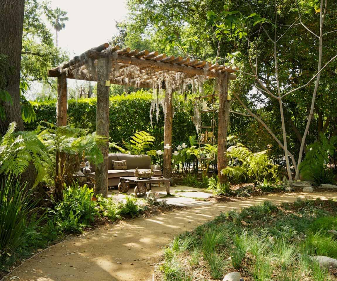 15 Stunning Rustic Landscape Designs That Will Take Your ...