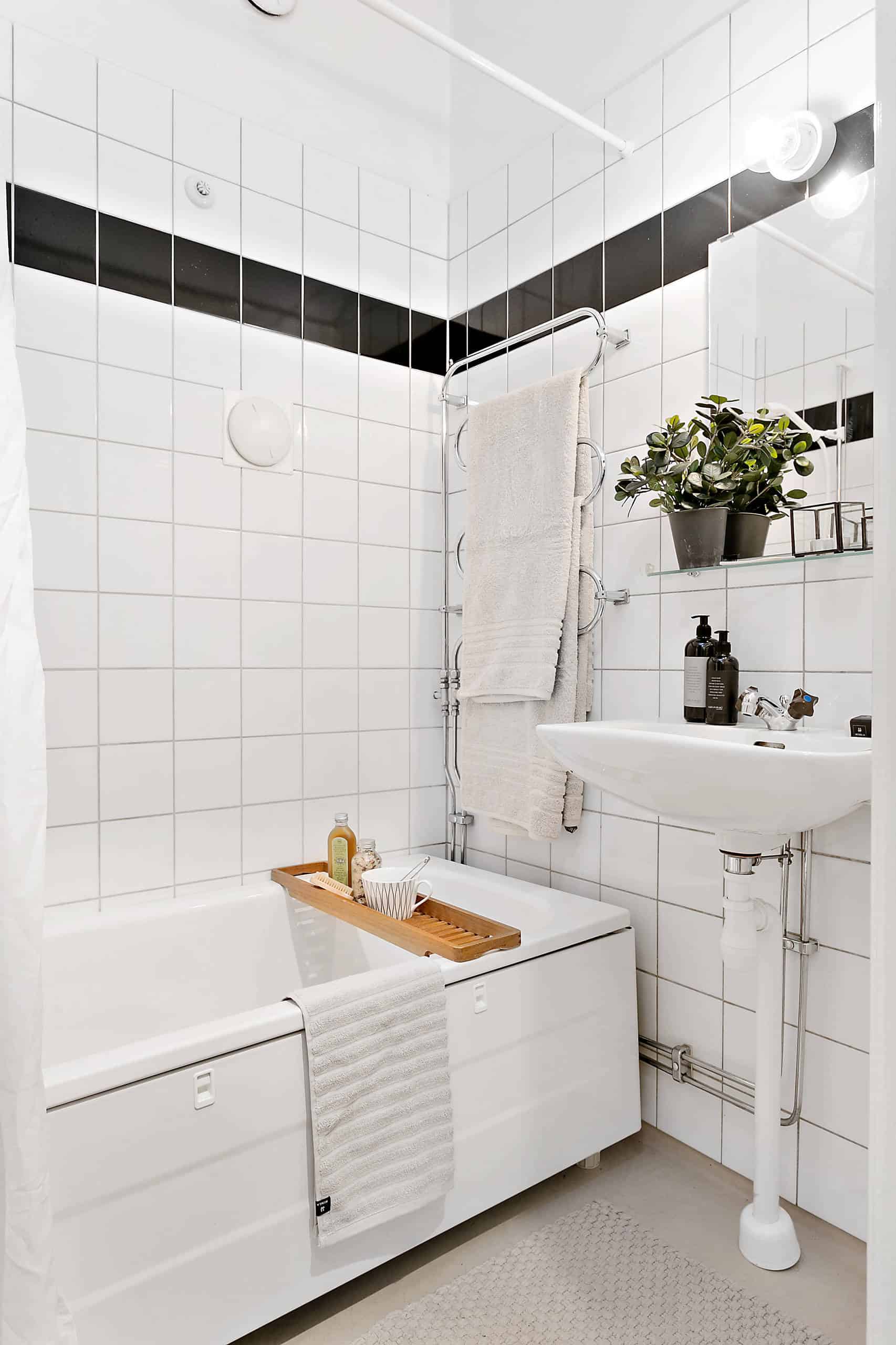 15 Stunning Scandinavian Bathroom Designs You're Going To Like