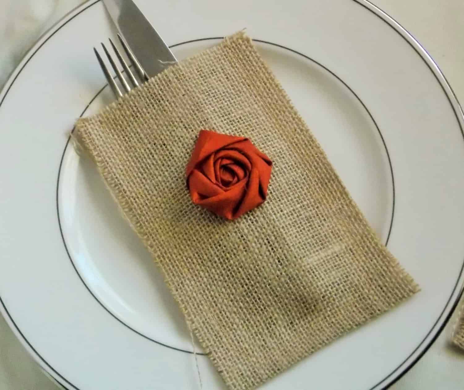 Thanksgiving Table Decor Buy it on: www.etsy.com