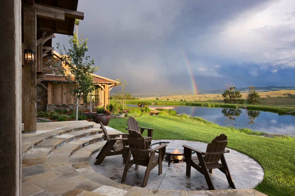 Double Arrow Residence Source