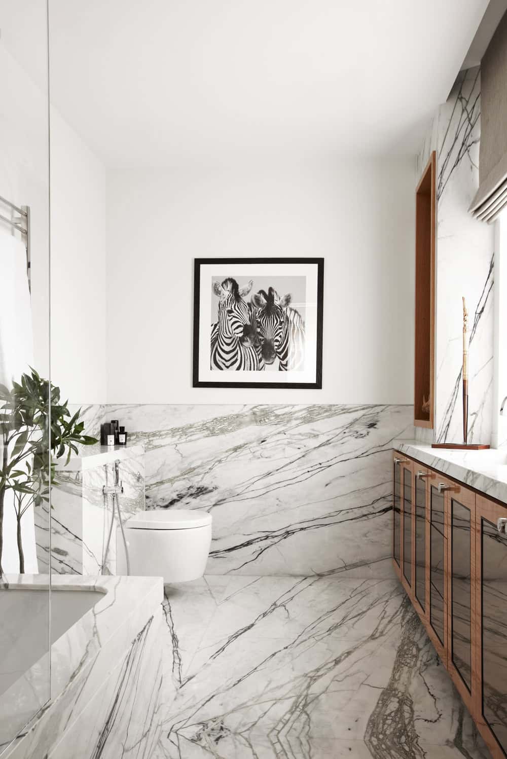 18 Dreamy Marble Bathrooms To Serve You As Inspiration 17