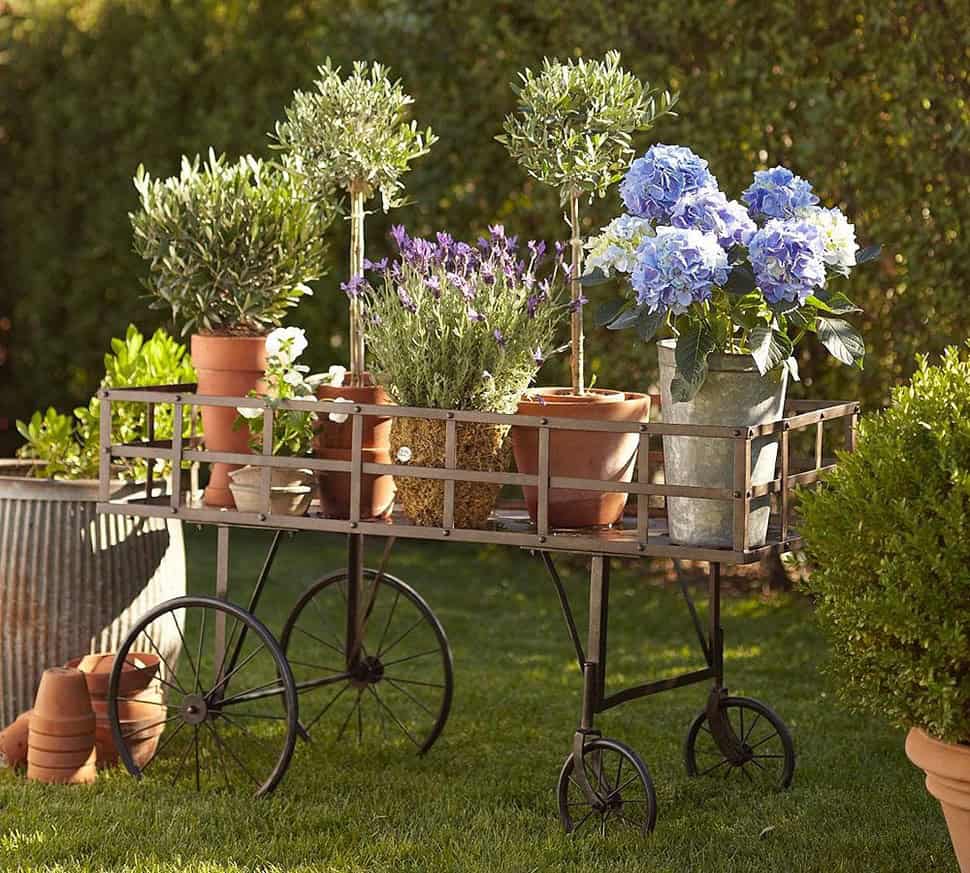 17 Alluring Vintage Decor Ideas To Enhance The Appearance Of Your Garden