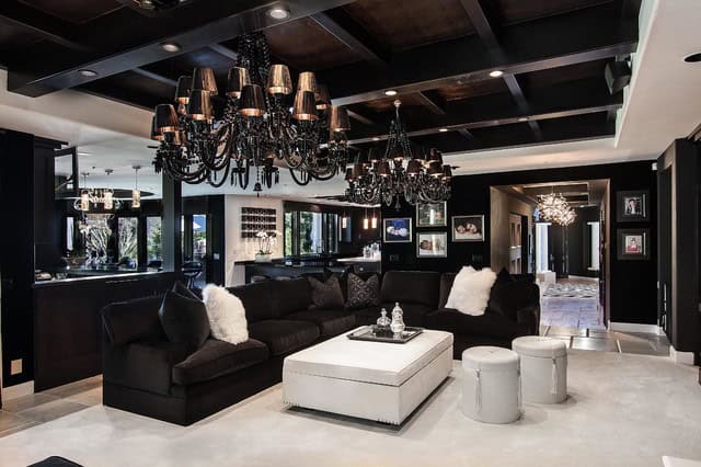 19 Styish Living Room Designs With Bold Black Furniture 6
