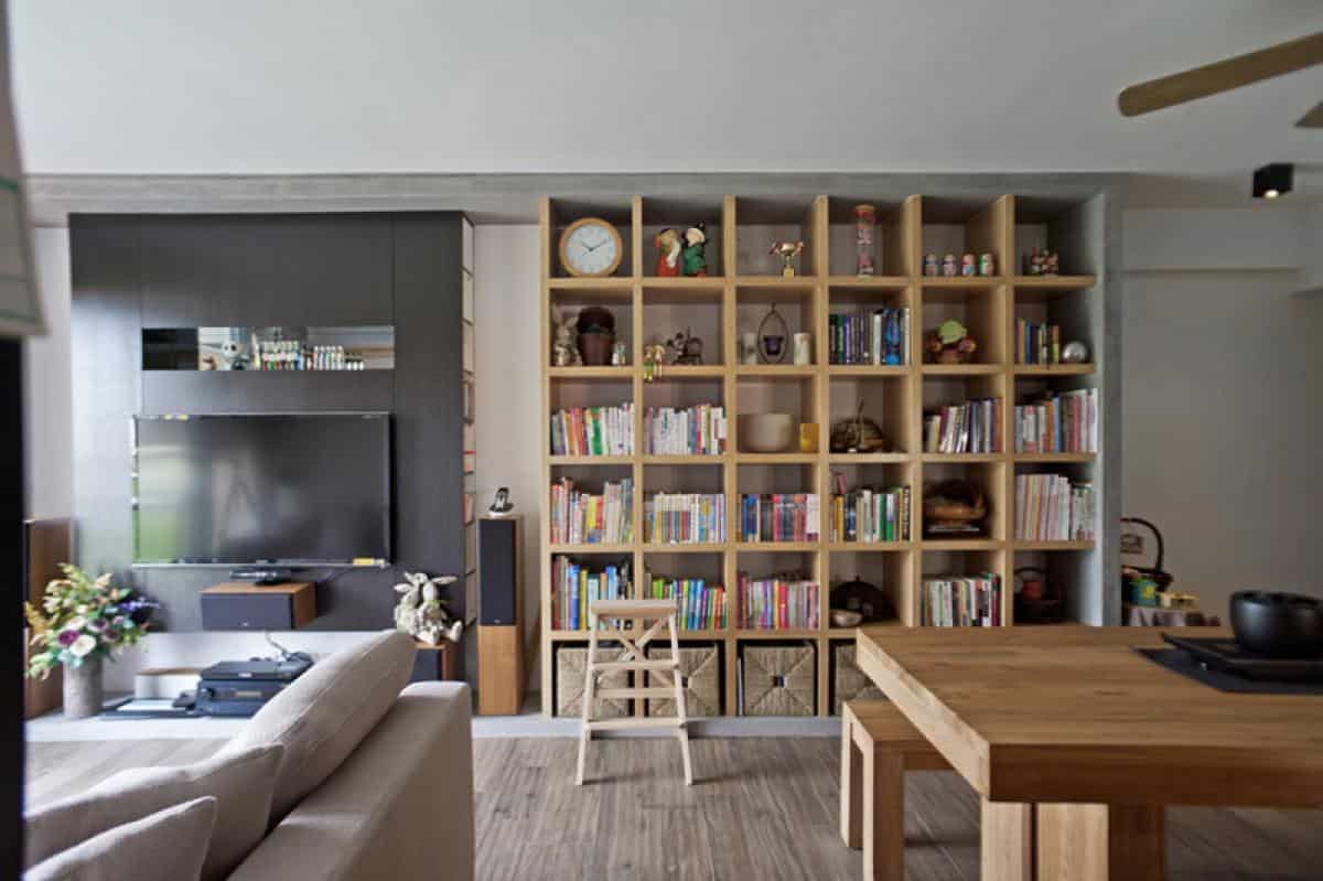 16 Fascinating Living Rooms With Small But Functional Library 8
