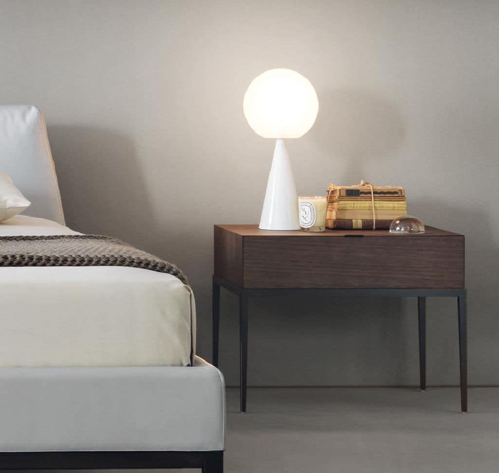 15 Cool Table Lamp Designs To Enhance The Look Of Your Master Bedroom 8
