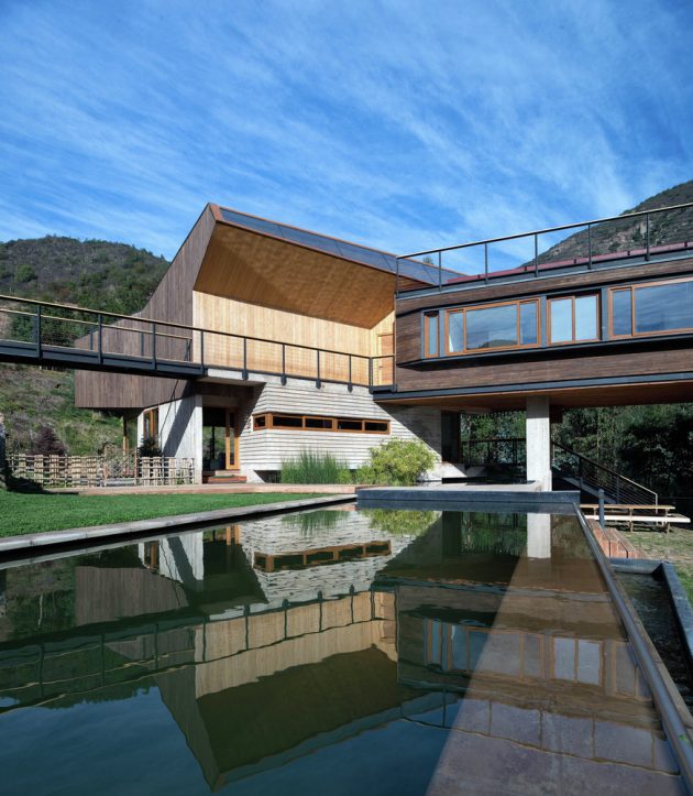 El Maqui House by GITC Arquitectura in Quebrada el Maqui, Chile