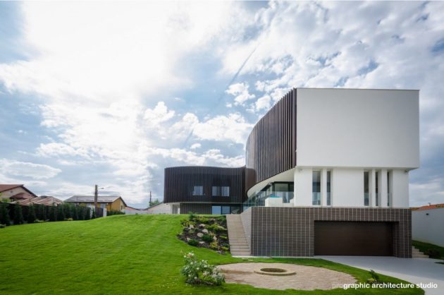 House F by Prographic in Bucharest, Romania