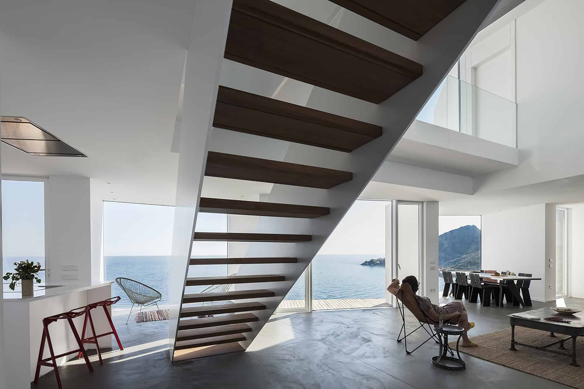 Sunflower House by Cadaval & Solà-Morales in Girona, Spain sunflower-house-by-cadaval-sola-morales-in-girona-spain-12