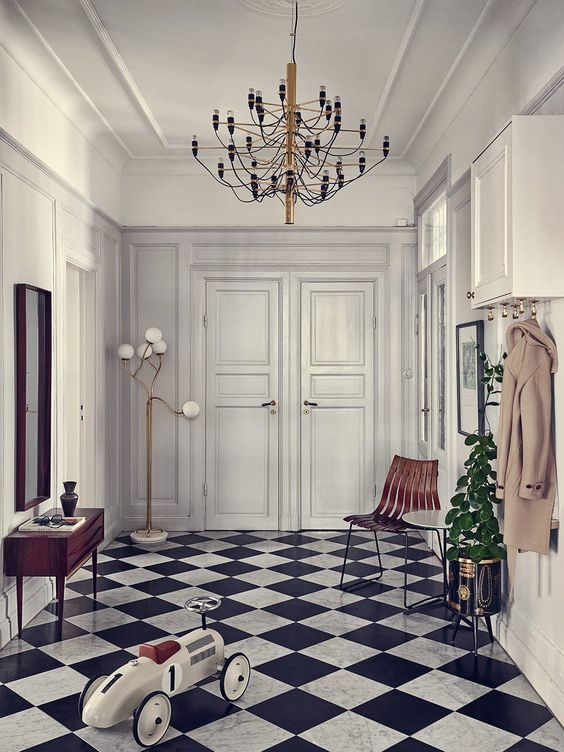 17 Really Beautiful Ideas To Decorate Your Hallway Properly