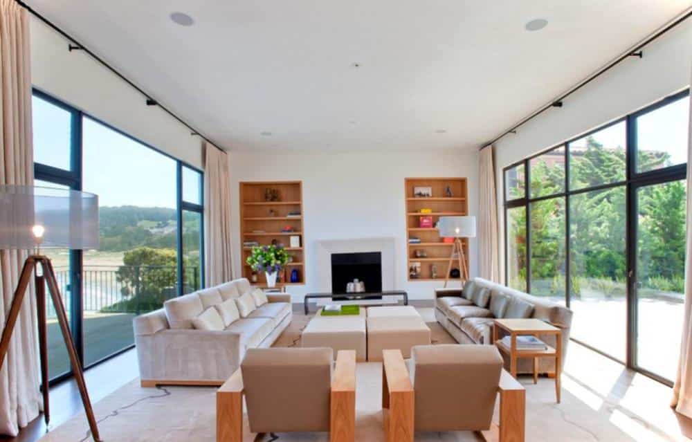 18 Striking Living Room Designs With Glass Walls That You Must See 11