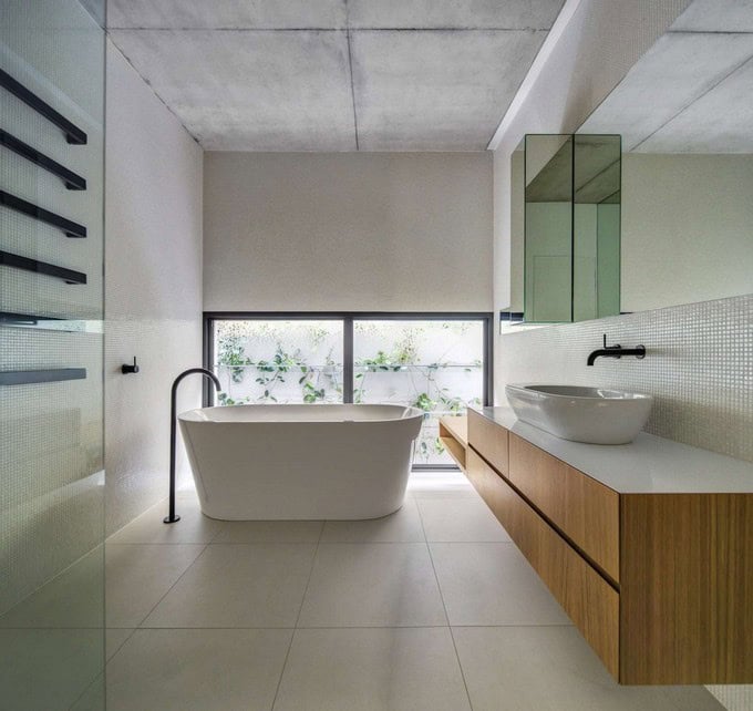 17 Captivating Minimalist Bathroom Designs For Every Taste 14