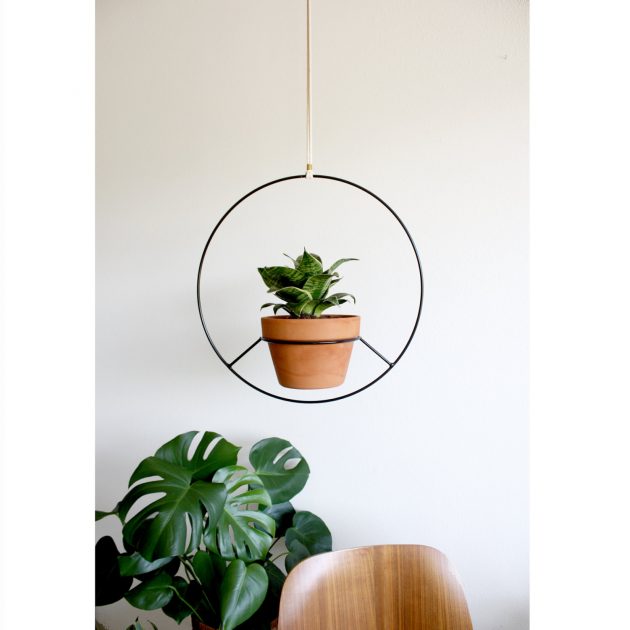 15 Irresistible Handmade Hanging Planter Designs As A New Form Of Decor
