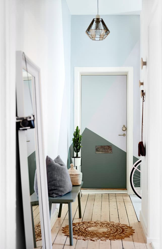 Colorful entry makeover Source