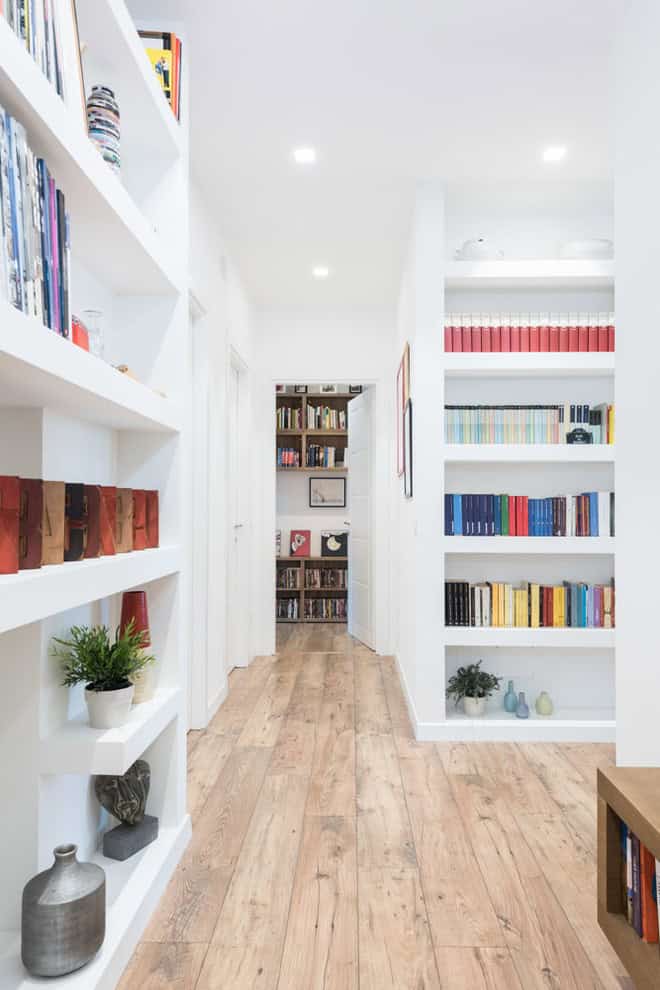 Scandinavian Hallway Design Source