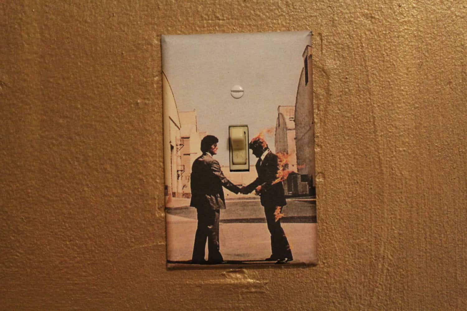 Pink Floyd – Wish You Were Here – Light Switch Cover Plate Buy it on: www.etsy.com
