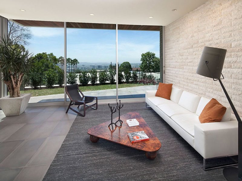 how to decorate living room with glass facade
