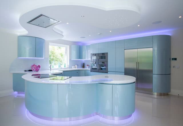 20 Extravagant Examples Of Colorful Kitchens That Will Delight You 6