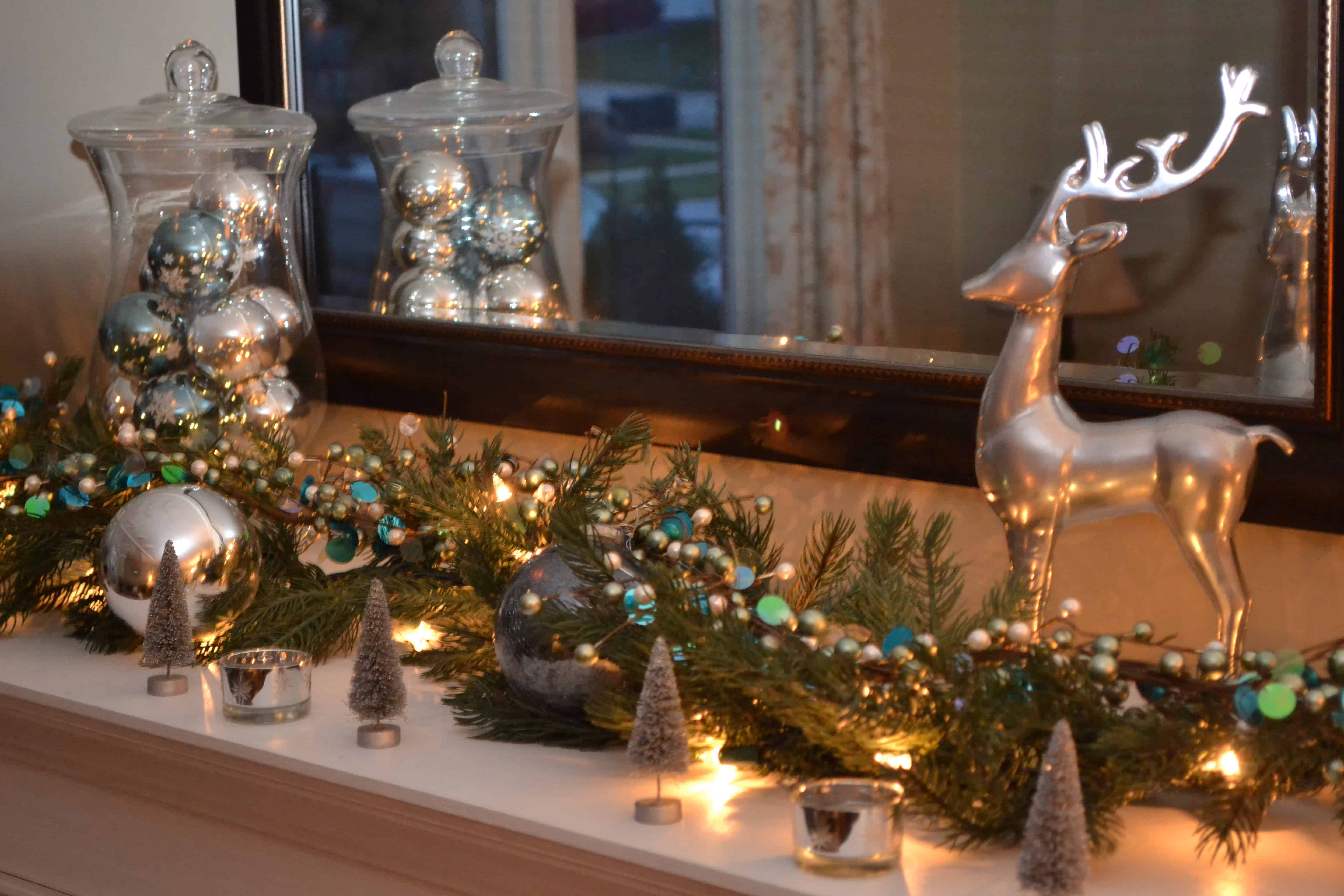 21 Insanely Genius Ideas To Decorate The Kitchen In Christmas Spirit For Free 8
