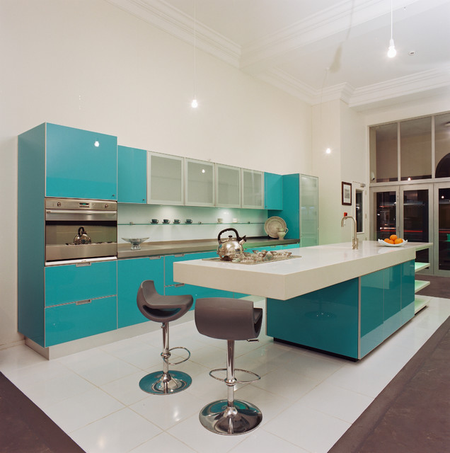20 Extravagant Examples Of Colorful Kitchens That Will Delight You 9