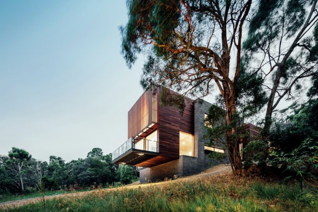 Invermay House by Moloney Architects in Ballarat, Australia