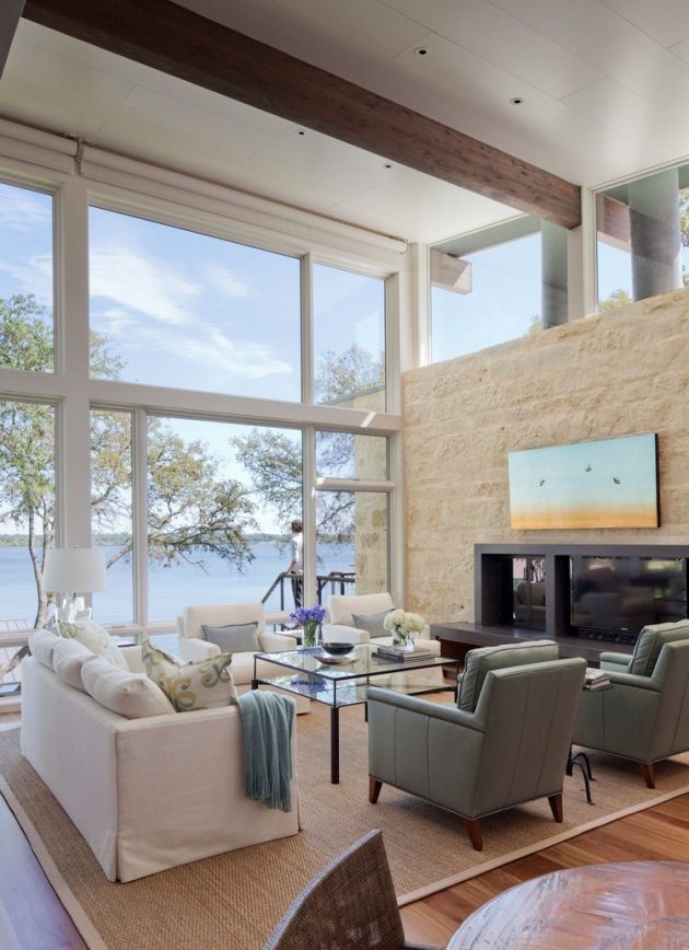 Lakeside Retreat by Lake Flato Architects in Horseshoe Bay, Texas
