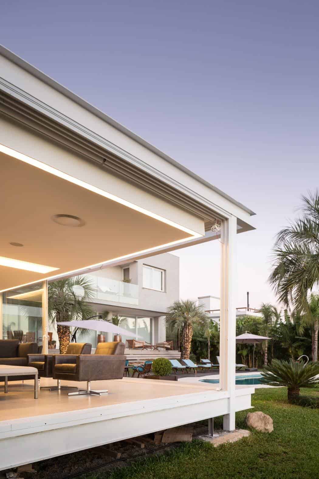 Pool House in Porto Alegre, Brazil by Kali Arquitetura pool-house-in-porto-alegre-brazil-by-kali-arquitetura-8