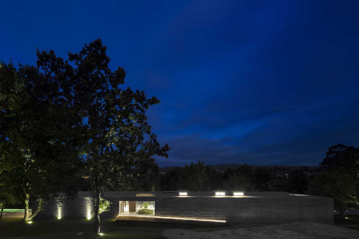 Sambade House by Spaceworkers in Penafiel, Portugal sambade-house-by-spaceworkers-in-penafiel-portugal-10