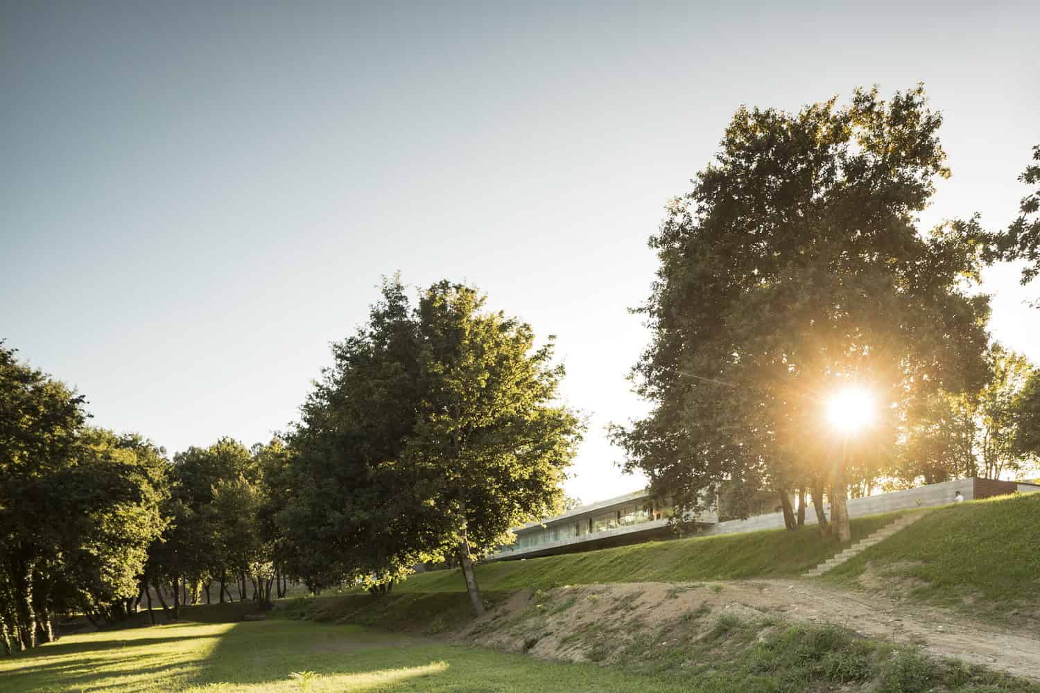 Sambade House by Spaceworkers in Penafiel, Portugal sambade-house-by-spaceworkers-in-penafiel-portugal-17