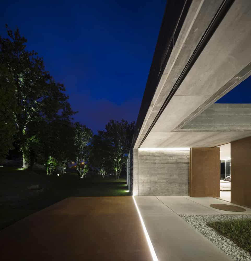 Sambade House by Spaceworkers in Penafiel, Portugal sambade-house-by-spaceworkers-in-penafiel-portugal-2