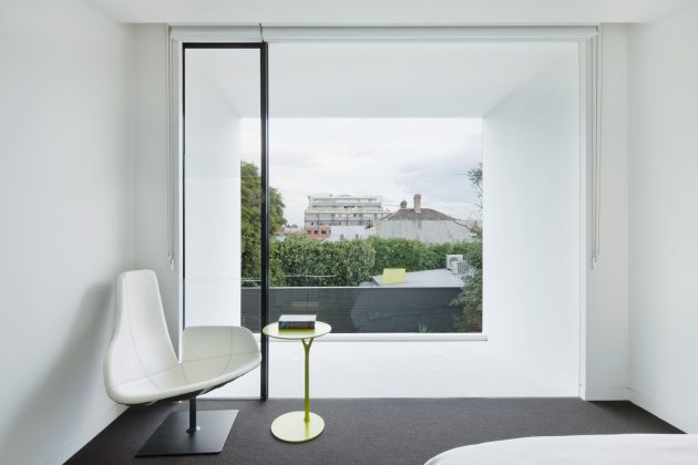 shakin-stevens-residence-by-matt-gibson-architecture-design-in-melbourne-australia-21