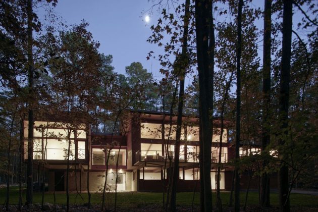 Stoneridge House by In Situ Studio in North Carolina, USA