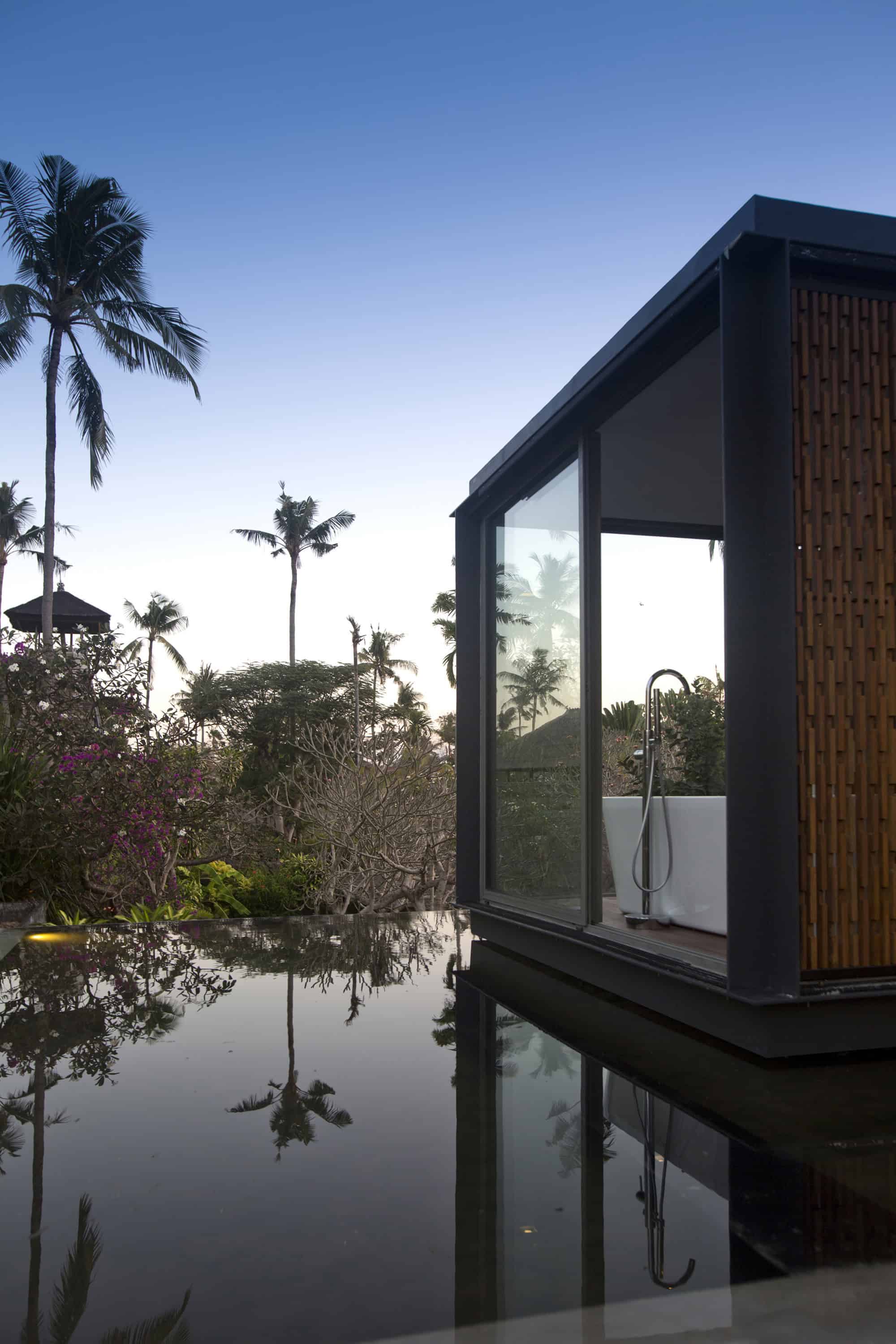 Svarga Residence by RT+Q Architects in Bali, Indonesia svarga-residence-by-rtq-architects-in-bali-indonesia-11