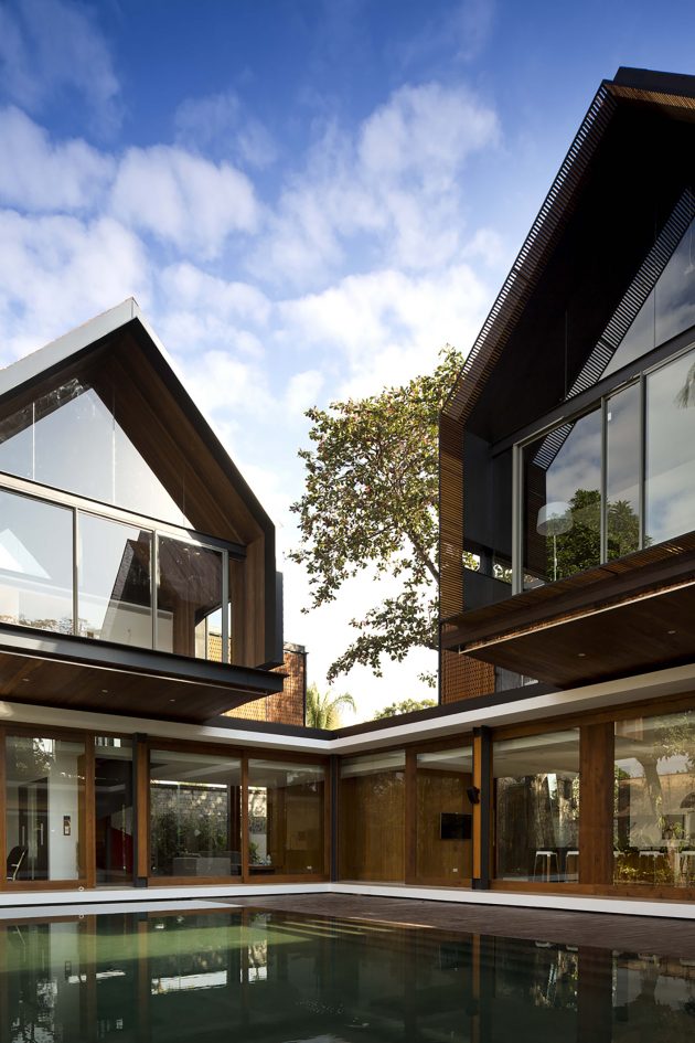 Svarga Residence by RT+Q Architects in Bali, Indonesia