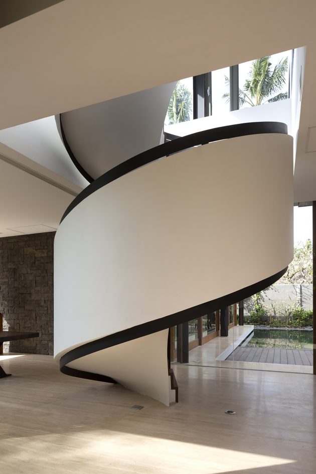 Svarga Residence by RT+Q Architects in Bali, Indonesia