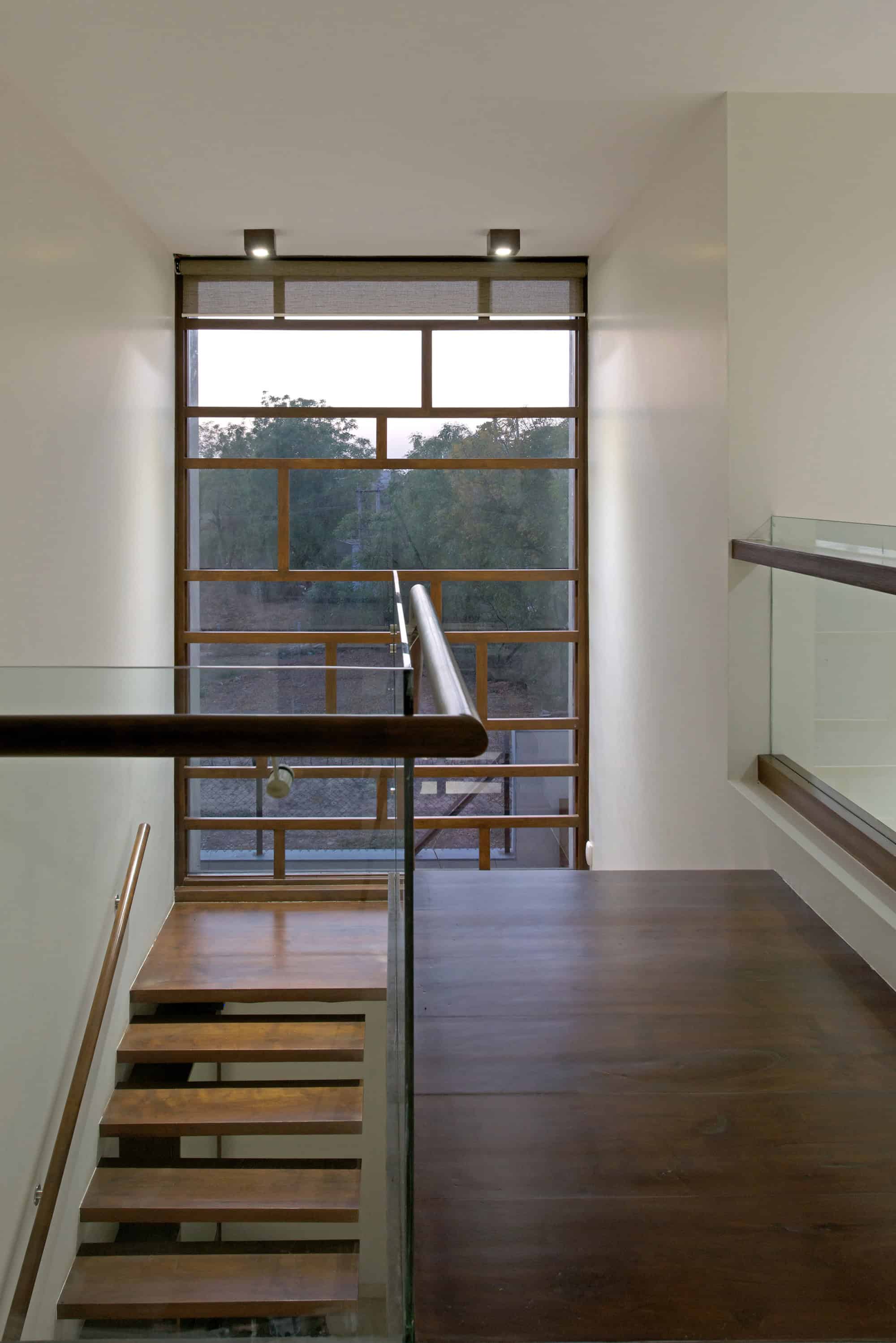 Urbane House by Hiren Patel Architects in Ahmedabad, India Harshad Residence Project