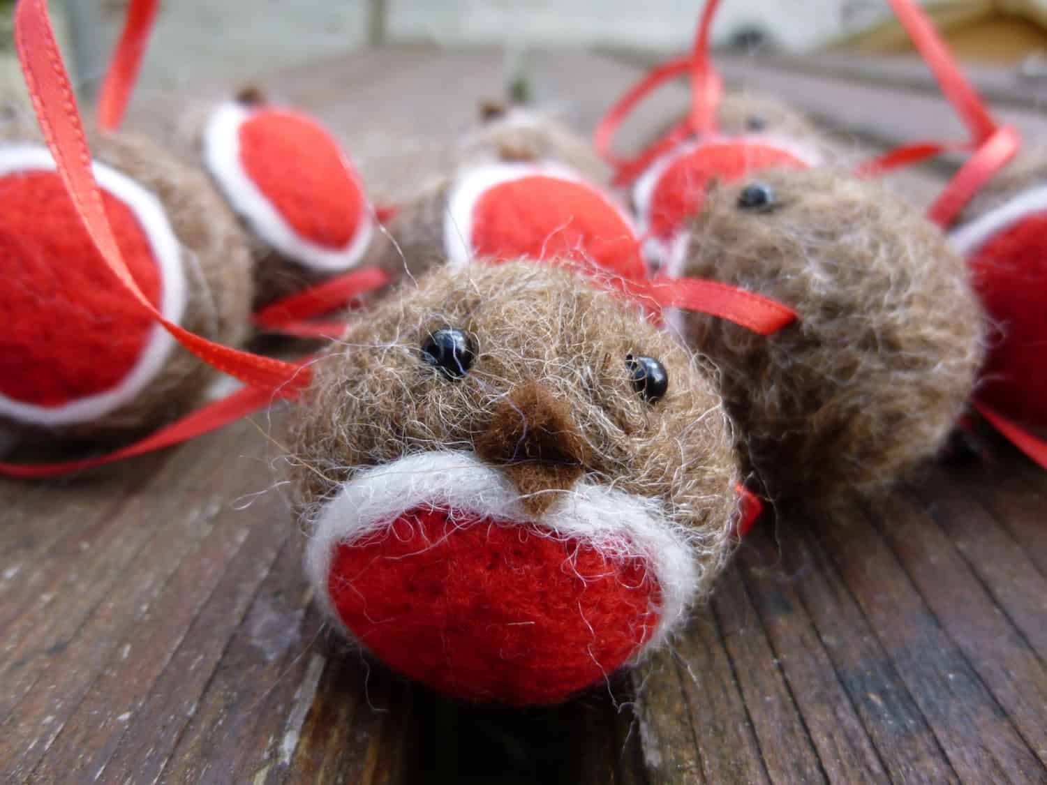 Robin Christmas Garland Robin Christmas Garland