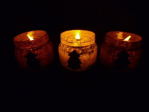 Top 22 Most Extravagant DIY Christmas Candles That Everyone Can Make 4