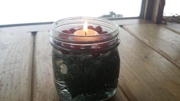Top 22 Most Extravagant DIY Christmas Candles That Everyone Can Make 7
