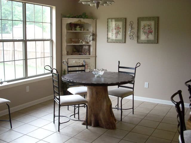 20 Super Smart Ideas For Decorating Small Dining Room 20 Super Smart Ideas For Decorating Small Dining Room