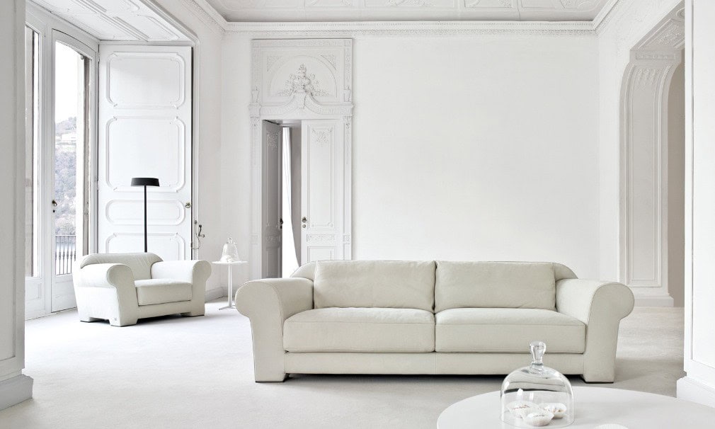 17 Magnificent White Living Room Designs That You Need To See 9