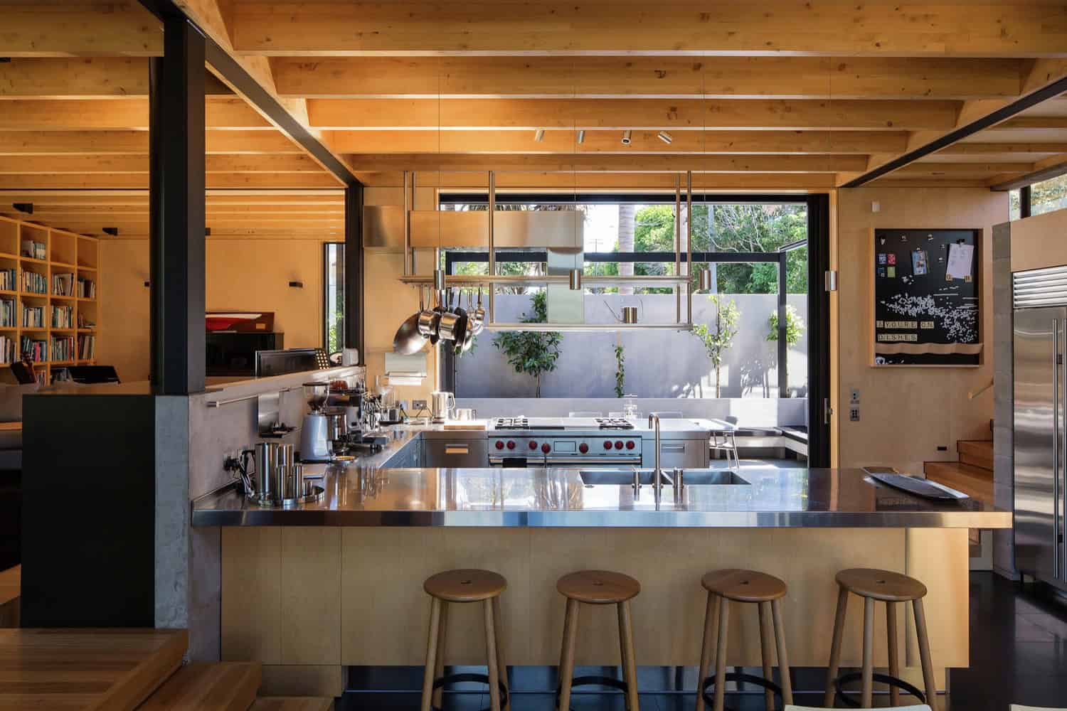 Boat Sheds by Strachan Group Architects & Rachael Rush – A Contemporary Home on Takapuna Beach Boat Sheds by Strachan Group Architects & Rachael Rush – A Contemporary Home on Takapuna Beach