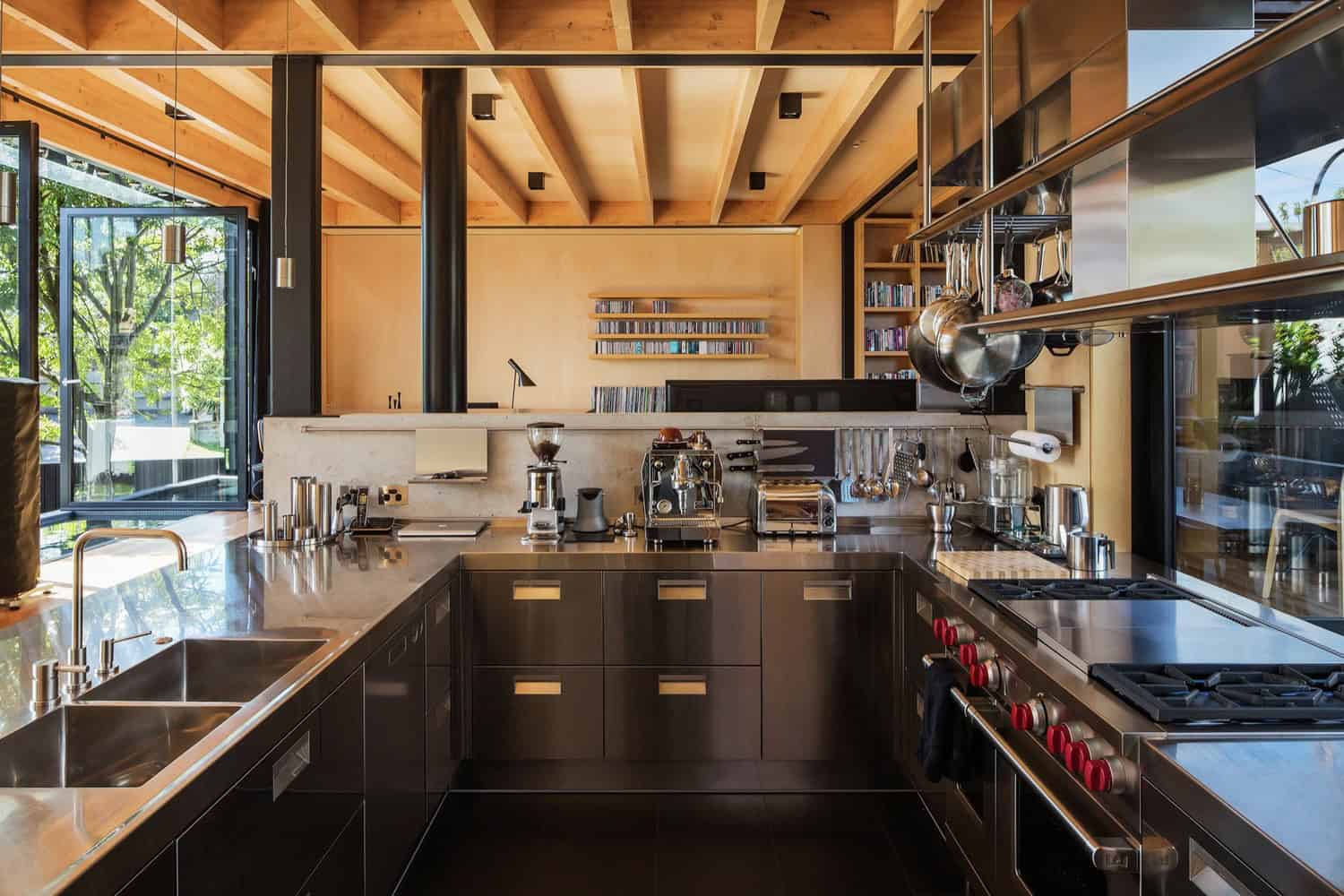 Boat Sheds by Strachan Group Architects & Rachael Rush – A Contemporary Home on Takapuna Beach Boat Sheds by Strachan Group Architects & Rachael Rush – A Contemporary Home on Takapuna Beach