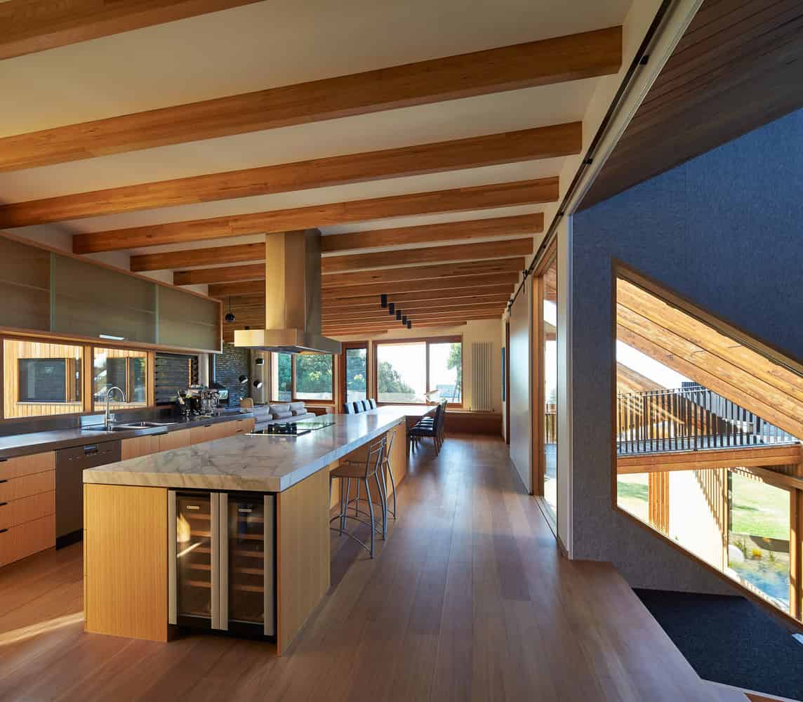 Split House by BKK Architects in Port Phillip Bay, Australia split-house-by-bkk-architects-in-port-phillip-bay-australia-21