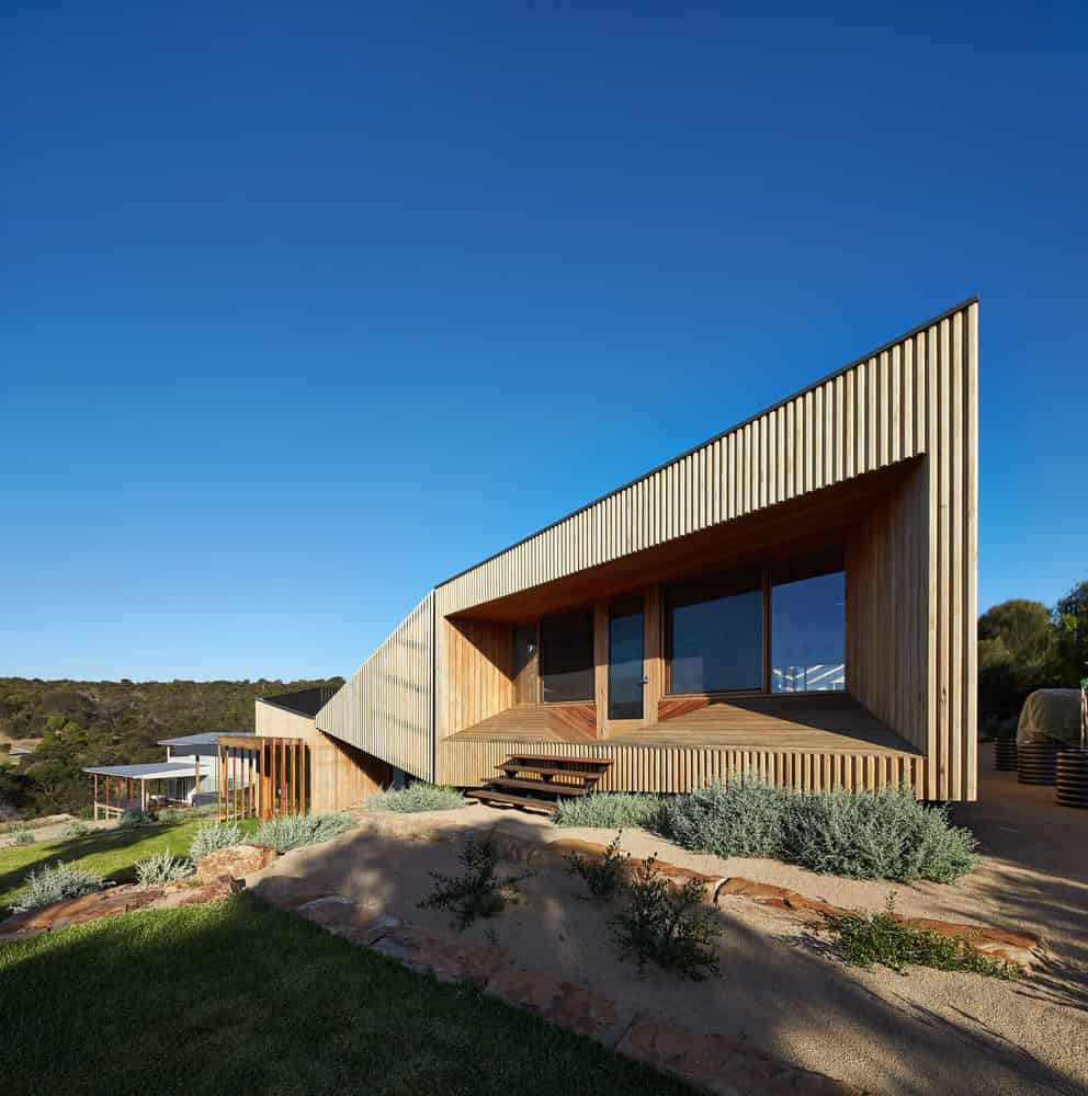 Split House by BKK Architects in Port Phillip Bay, Australia split-house-by-bkk-architects-in-port-phillip-bay-australia-22